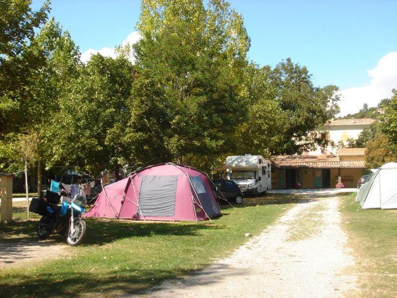 Camping Frederic Mistral Castellane Eksteriør billede
