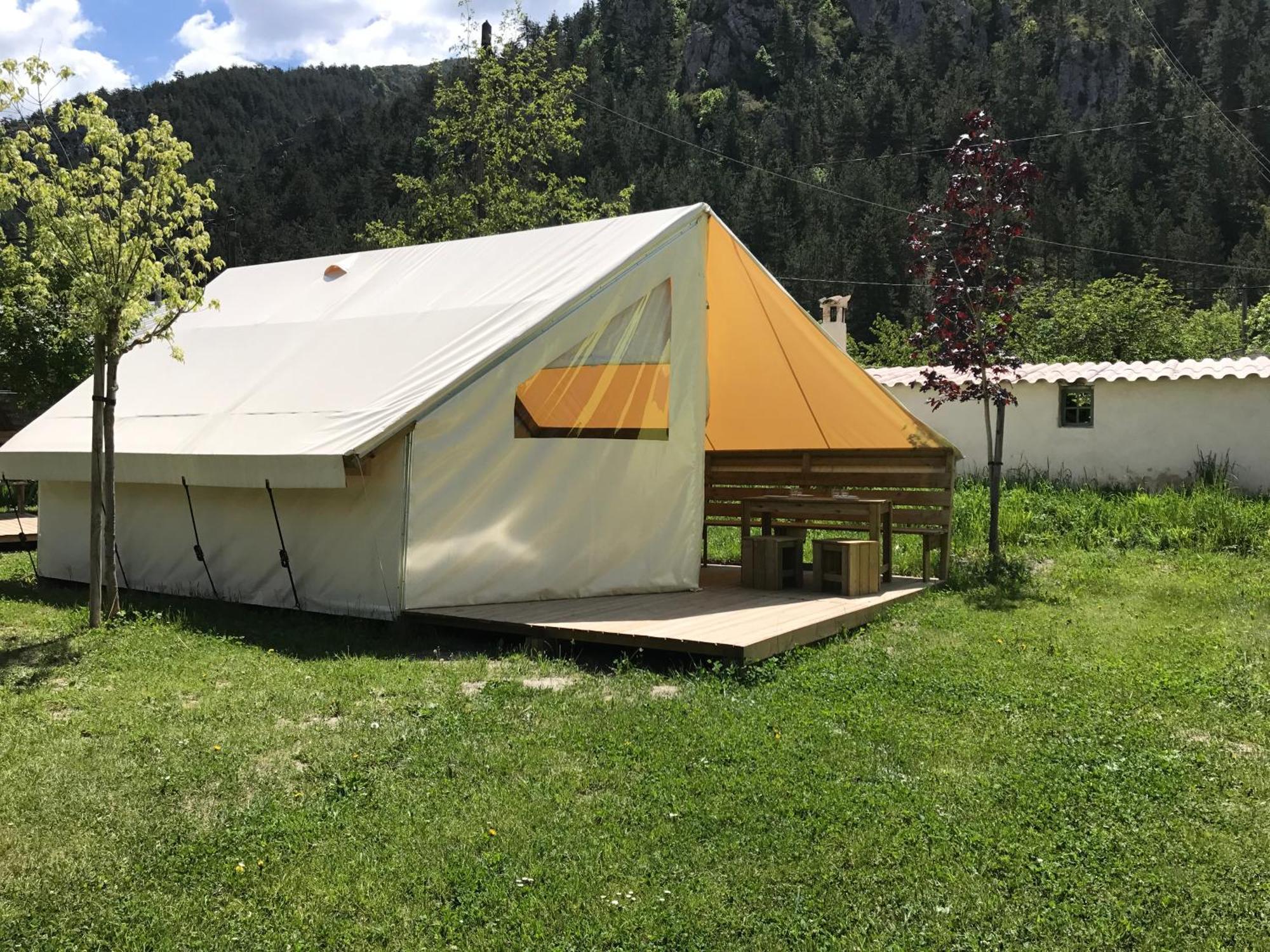 Camping Frederic Mistral Castellane Eksteriør billede