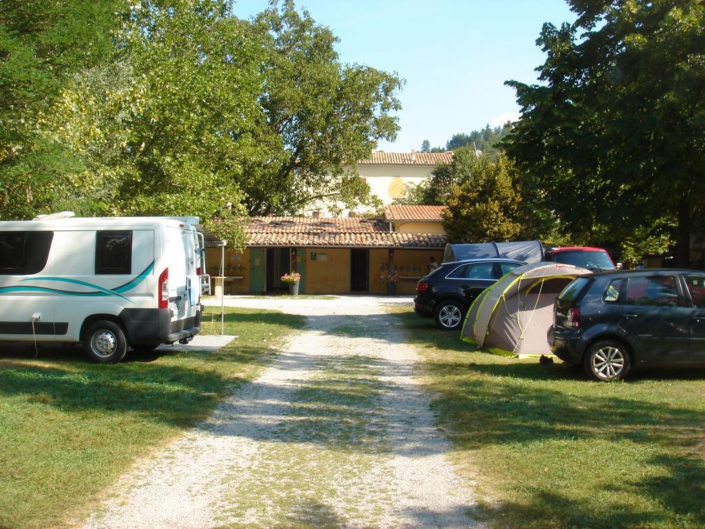 Camping Frederic Mistral Castellane Eksteriør billede