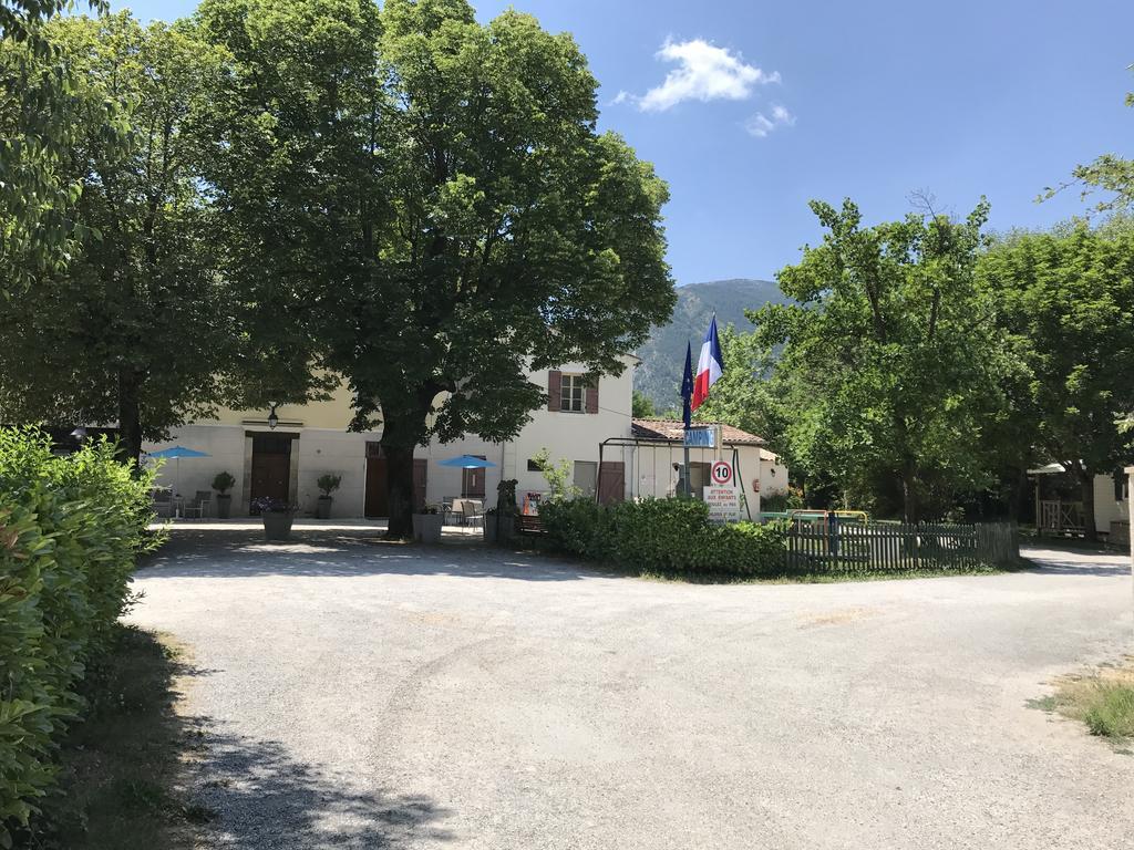 Camping Frederic Mistral Castellane Eksteriør billede